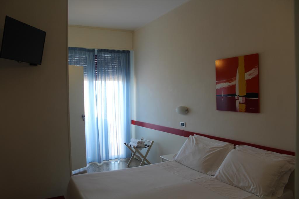 Hotel Universal Senigallia Extérieur photo